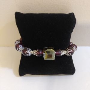 NEW  Artisan Women's Wine &  Grey Square Crystal Bead Silver Bracelet 7"…